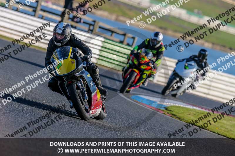 PJM Wedding Photography;enduro digital images;event digital images;eventdigitalimages;mallory park;mallory park photographs;mallory park trackday;mallory park trackday photographs;no limits trackdays;peter wileman photography;racing digital images;trackday digital images;trackday photos